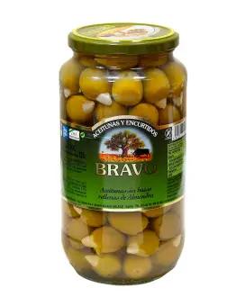 Оливки Bravo фаршировані мигдалем 1000 г,(суха вага 520 г) 6 шт/ящ